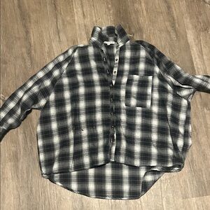 HYFVE Black and White Plaid Casual Shirt